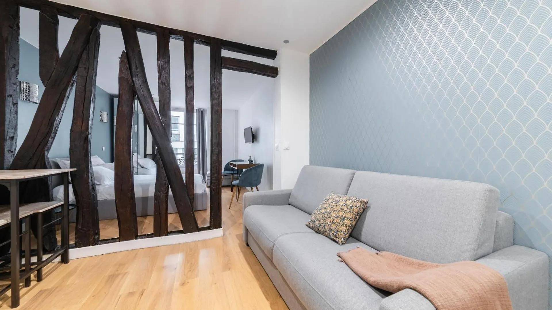 Imhost 7 -Cosy Apart Batignolles/Galerie Lafayette Paris Apartment